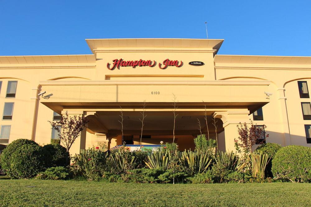 Hampton By Hilton Chihuahua Hotel Exterior photo